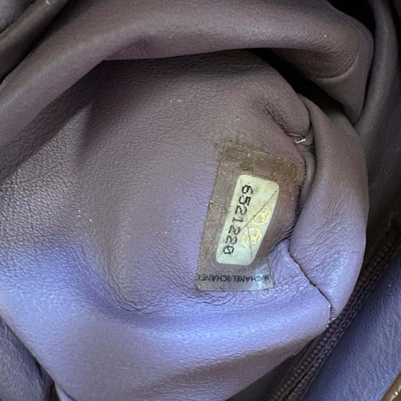 🟠Authentic Patent Mediallion Chanel bag 🟠 - Picture 2 of 7